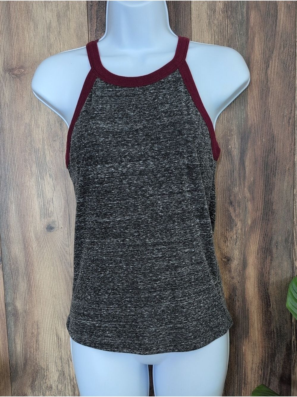 Derek Heart Halter Tank Top Youth L          309A